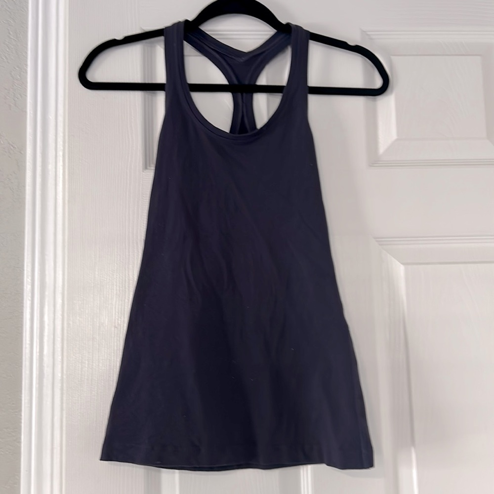 Like new cool racerback LuLuLemon tank size 4